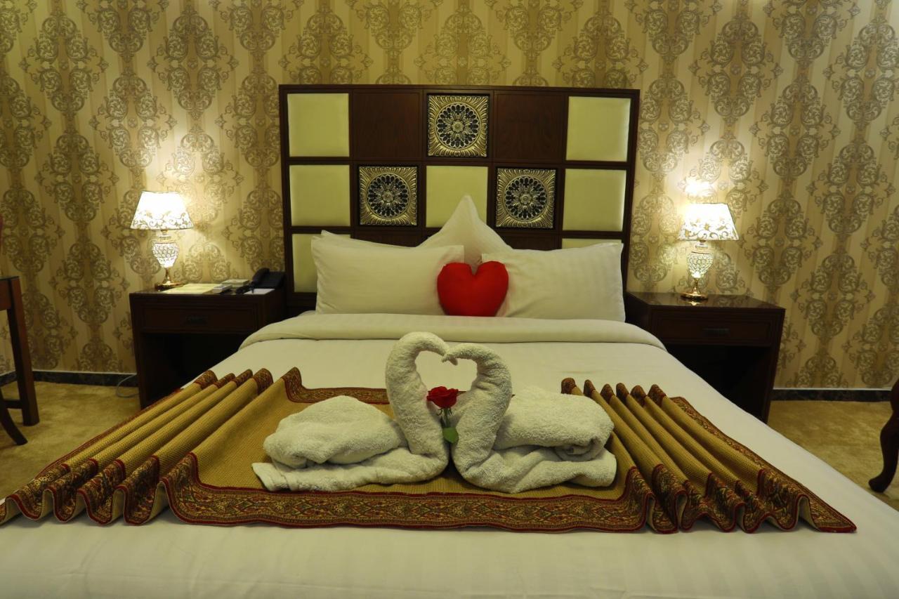 Rachna Hotel Gujranwala Bagian luar foto